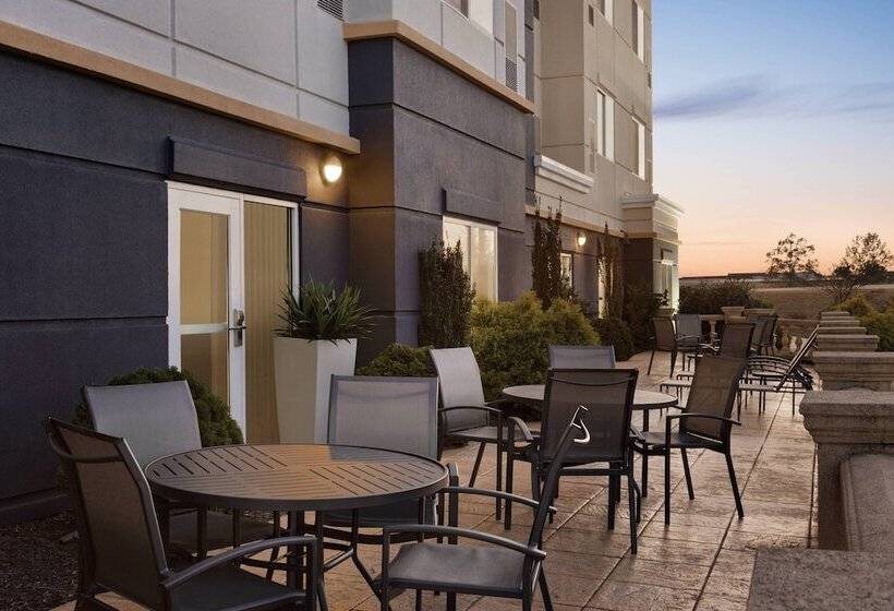 فندق Fairfield Inn & Suites By Marriott Tupelo