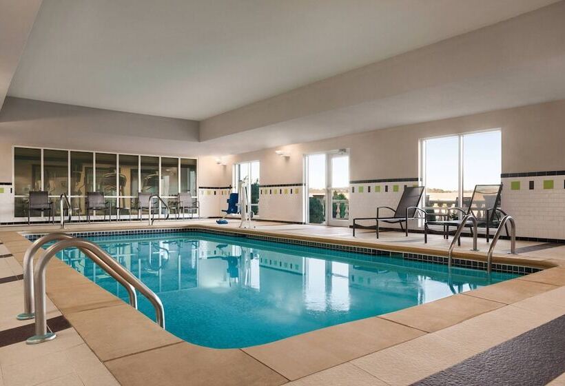 בית מלון כפרי Fairfield Inn & Suites By Marriott Tupelo