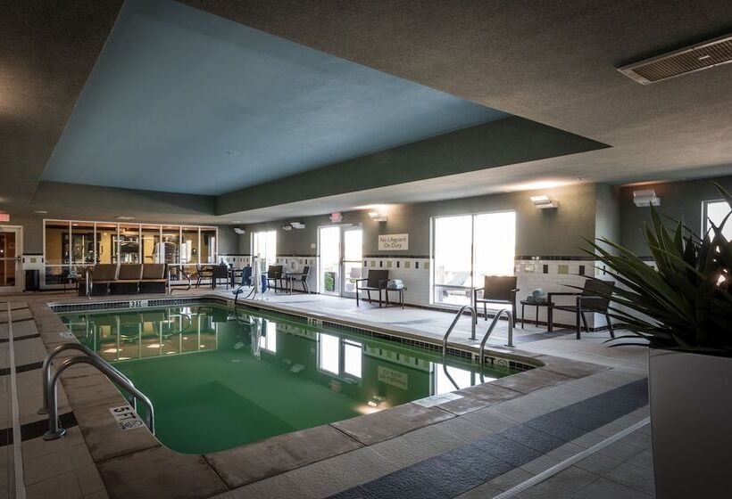 فندق Fairfield Inn & Suites By Marriott Tupelo