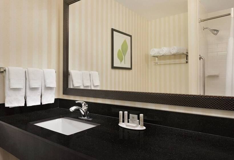 فندق Fairfield Inn & Suites By Marriott Tupelo