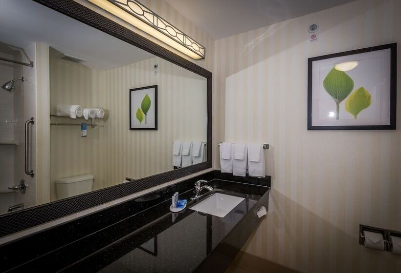 فندق Fairfield Inn & Suites By Marriott Tupelo