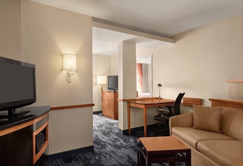 בית מלון כפרי Fairfield Inn & Suites By Marriott Tupelo