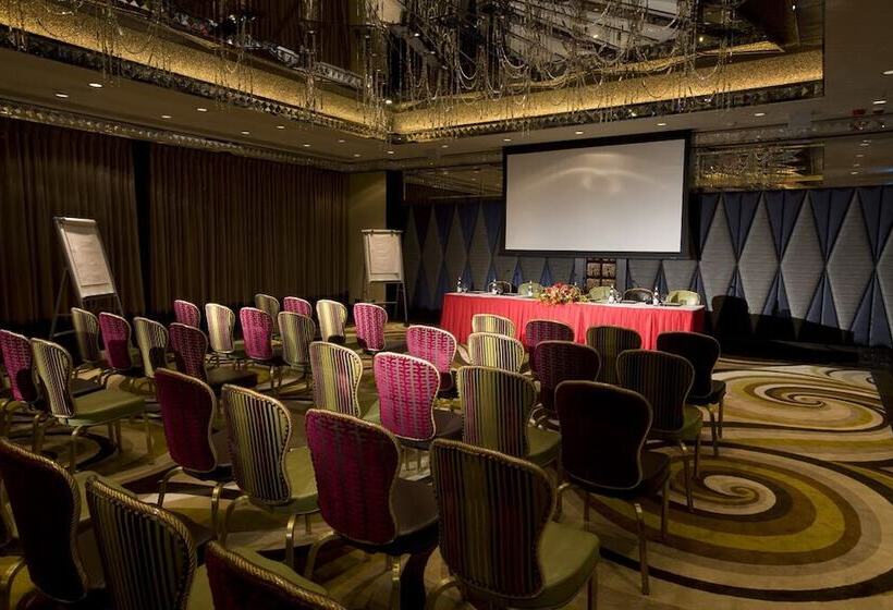 هتل Grand Lisboa Macau