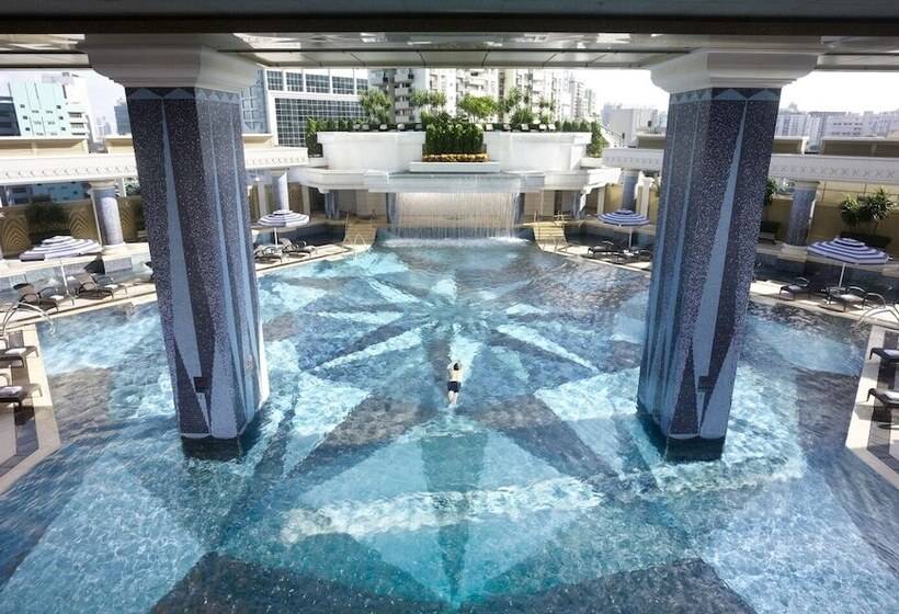 هتل Grand Lisboa Macau