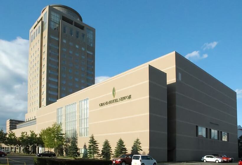 Grand Hotel New Oji