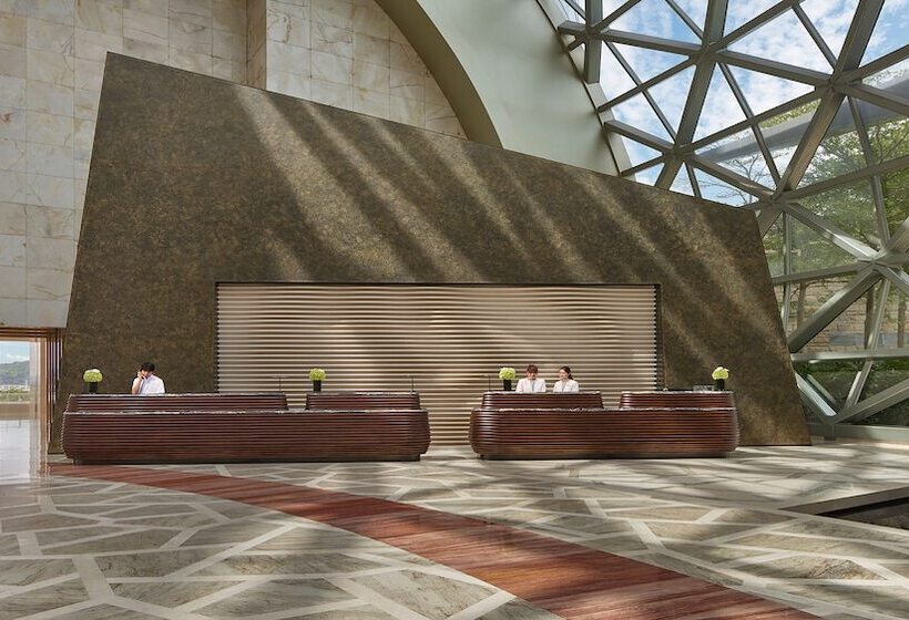 Hotel Intercontinental Shenzhen Dameisha Resort, An Ihg