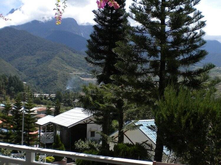 בית מלון כפרי Kinabalu Pine Resorts
