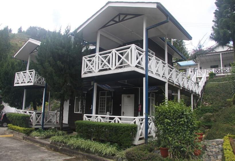 בית מלון כפרי Kinabalu Pine Resorts