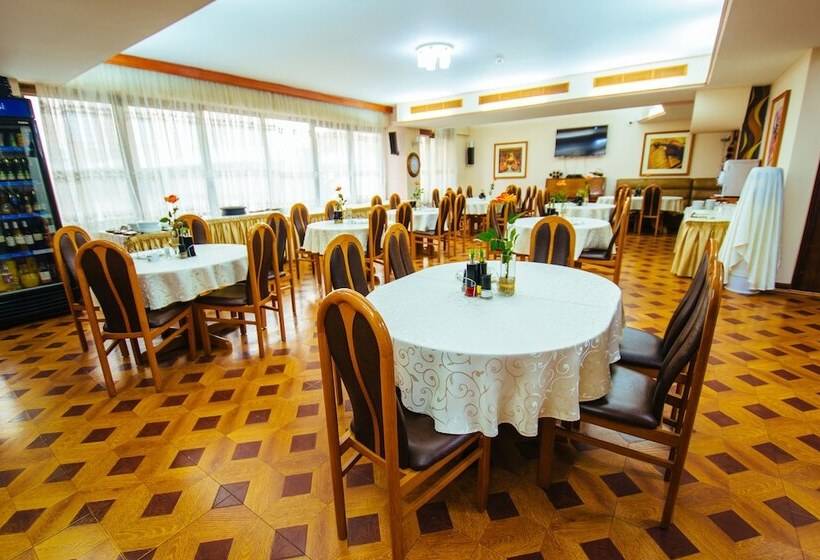 هتل Kristal Palas