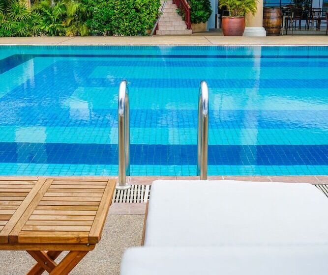 فندق Kudat Golf & Marina Resort