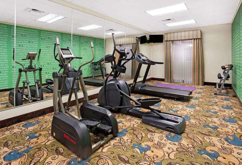 호텔 La Quinta Inn & Suites By Wyndham Stonington Mystic Area