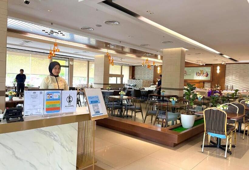 Отель Langkawi Seaview