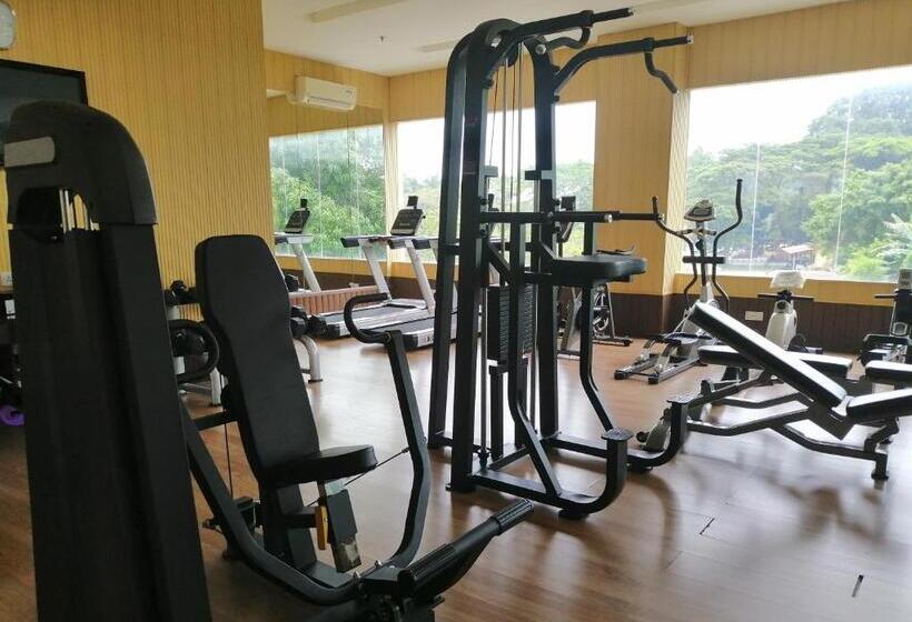 Отель Langkawi Seaview