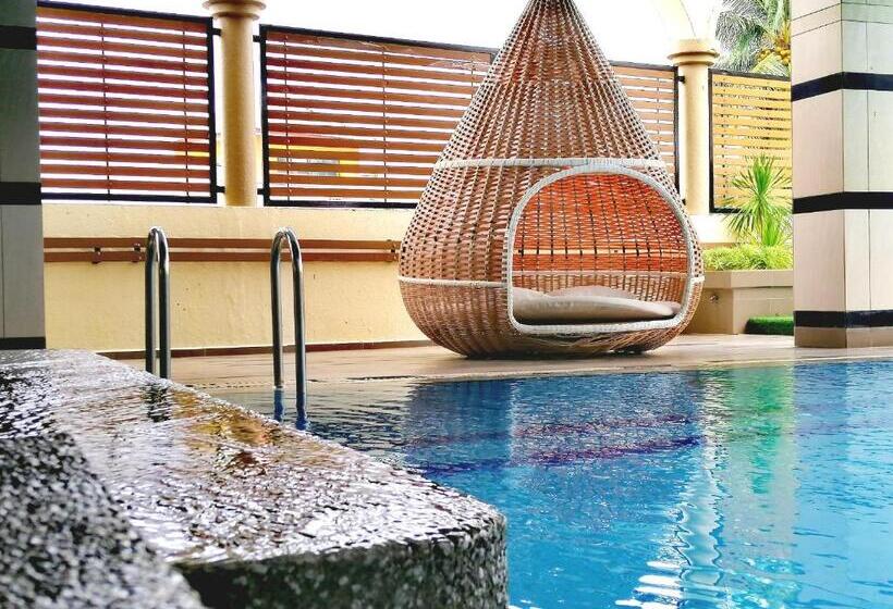 Отель Langkawi Seaview