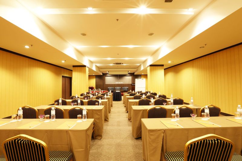 Отель Langkawi Seaview