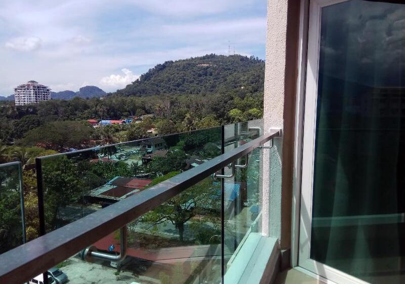 Отель Langkawi Seaview