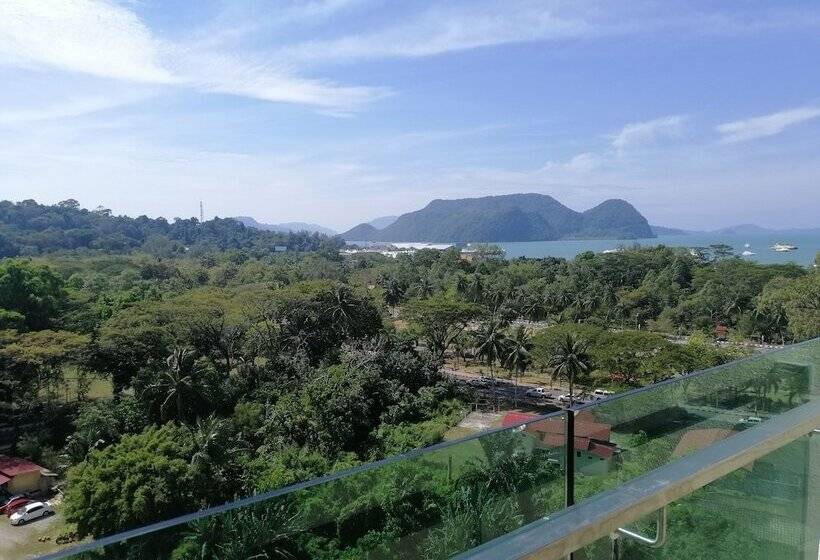Отель Langkawi Seaview