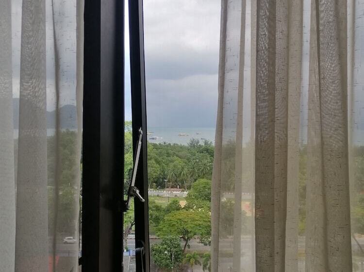 Отель Langkawi Seaview