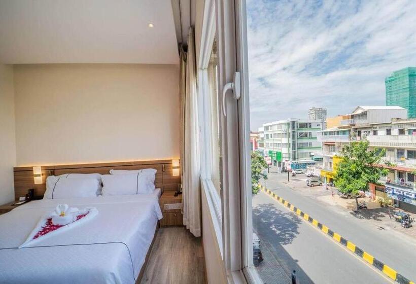 בית מלון כפרי Le President