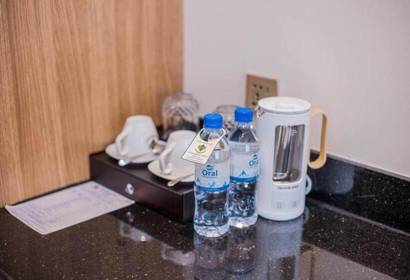 בית מלון כפרי Le President