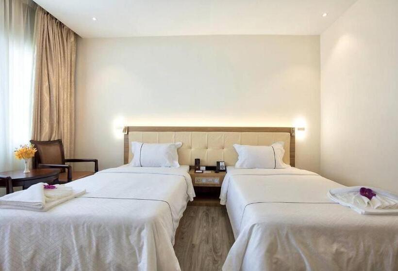 בית מלון כפרי Le President