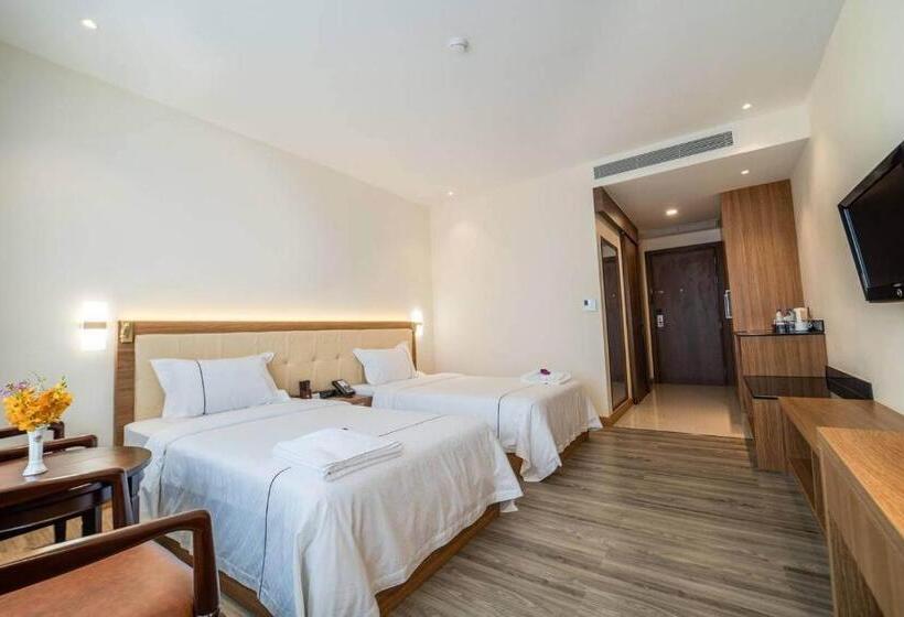 בית מלון כפרי Le President