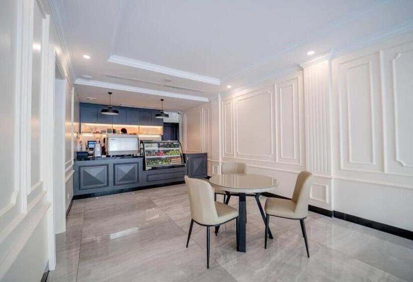 בית מלון כפרי Le President