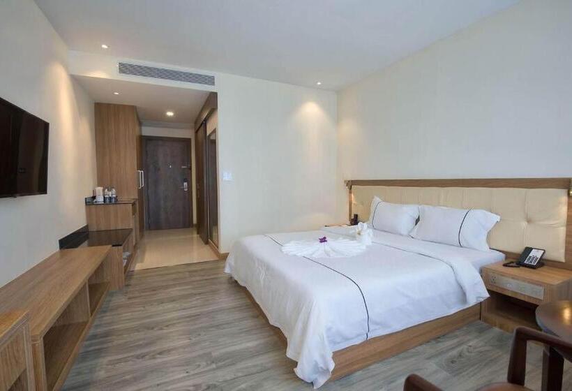 בית מלון כפרי Le President