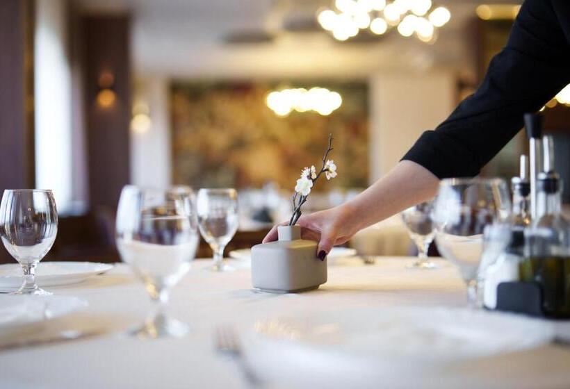 هتل Montana Palace