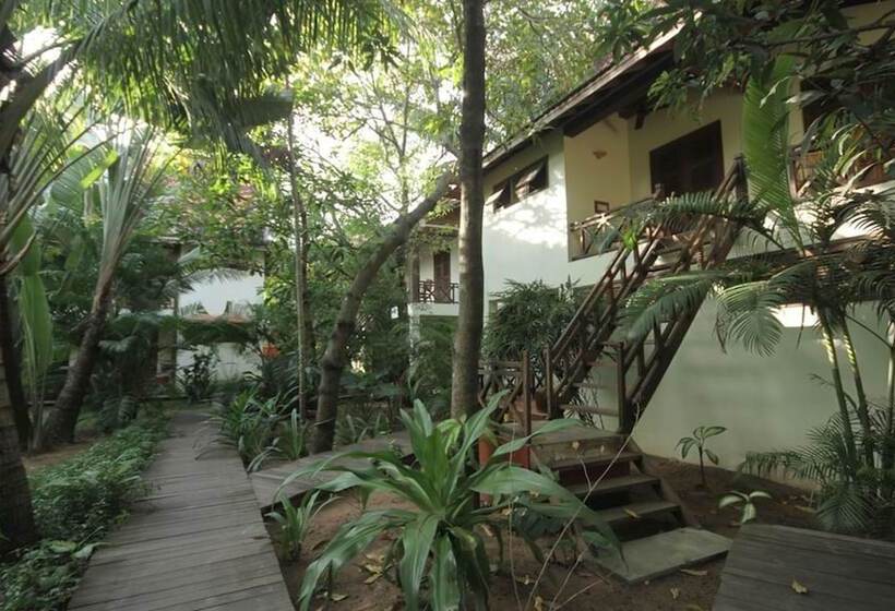 Отель Mysteres D Angkor Siem Reap Lodge