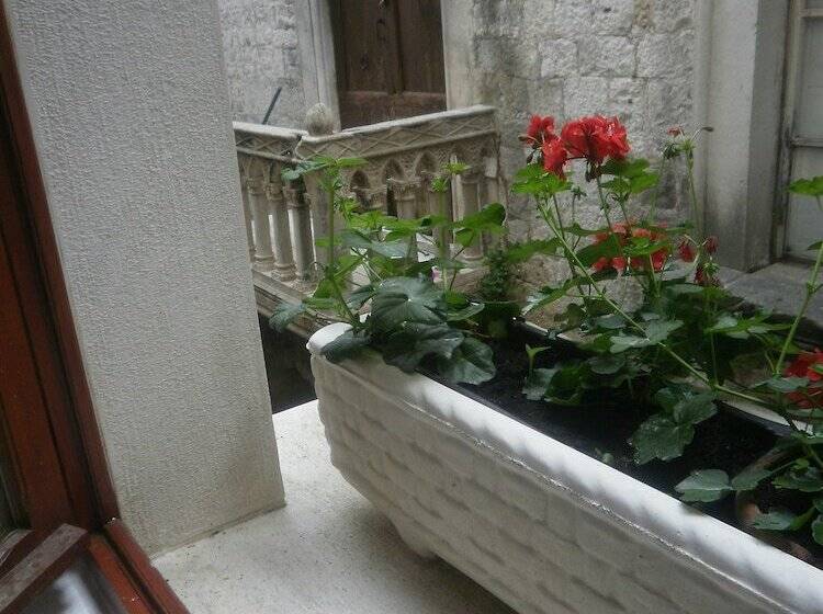 ホテル Palace Stafileo