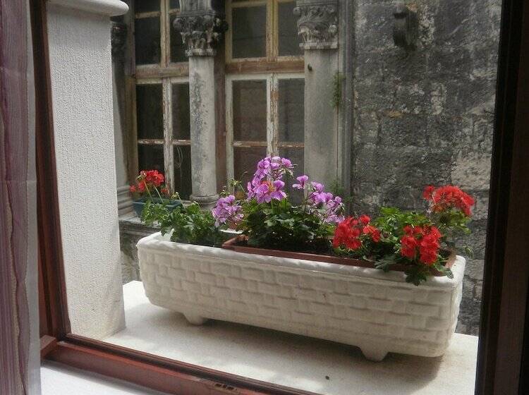 ホテル Palace Stafileo