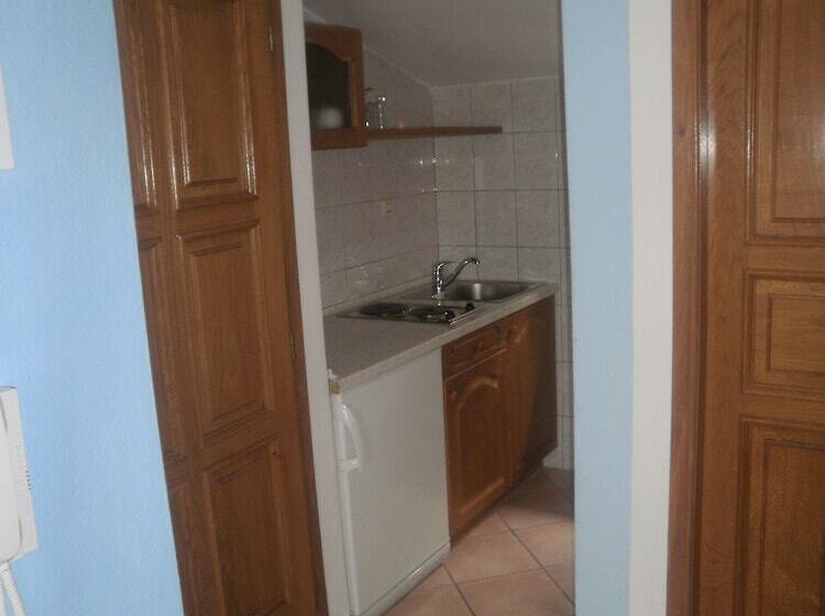 هتل Palace Stafileo