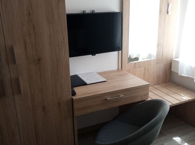 هتل Palace Stafileo