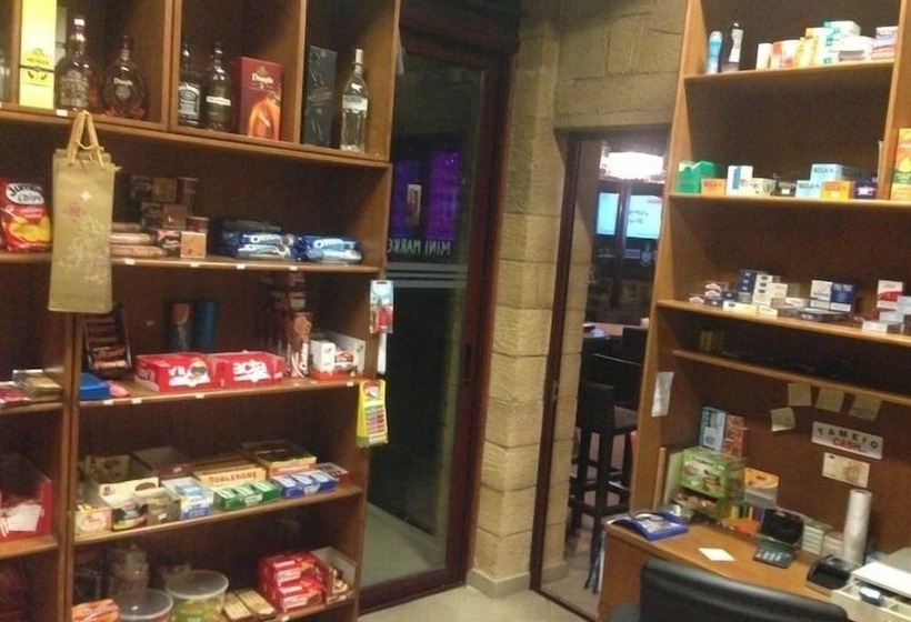 בית מלון כפרי Palazzo Loupassi Boutique Villas