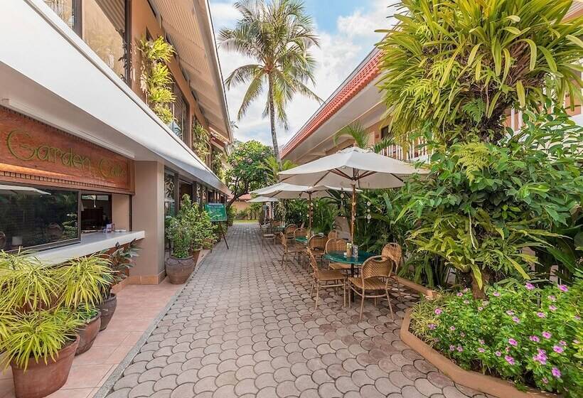 בית מלון כפרי Patio Pacific Resort