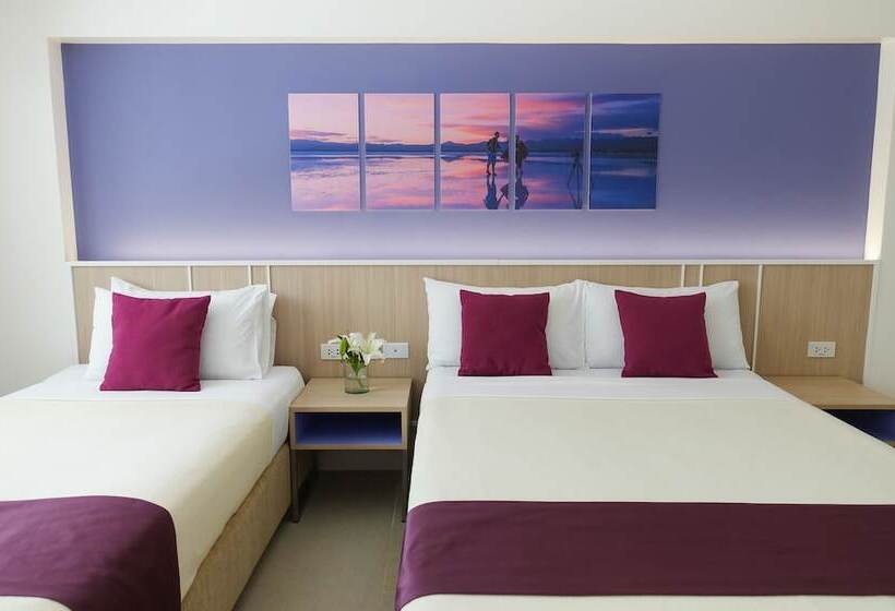 בית מלון כפרי Patio Pacific Resort