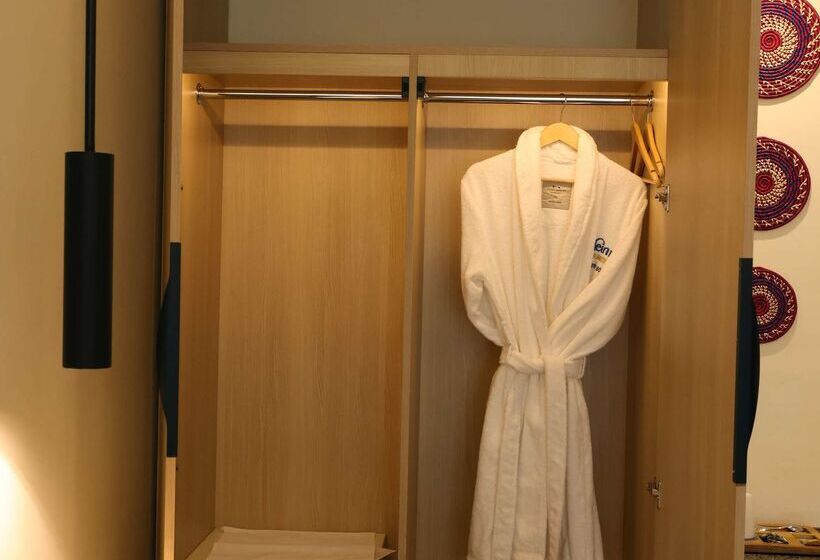 Отель Prideinn Westlands Luxury Boutique