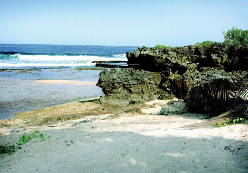 酒店 Puerto Del Sol Beach Resort