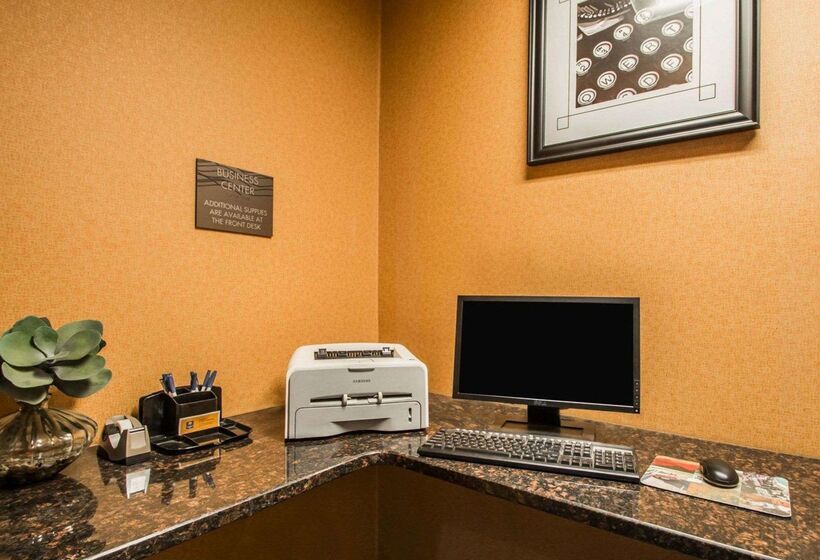 호텔 Quality Inn & Suites Nj State Capital Area