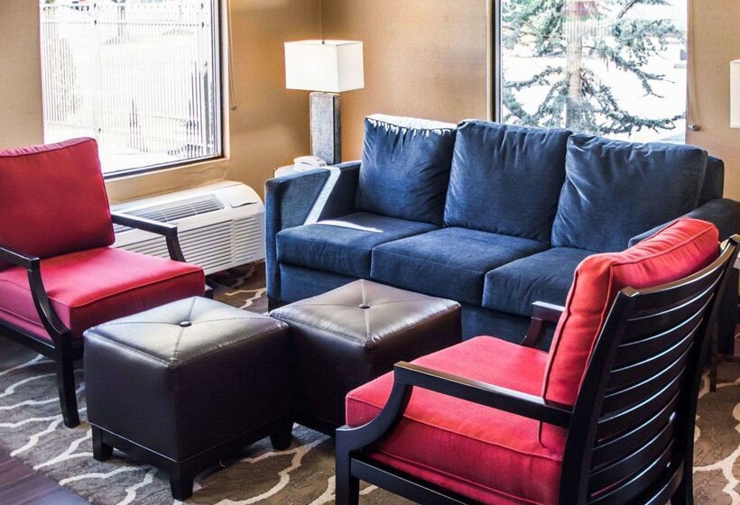 호텔 Quality Inn & Suites Nj State Capital Area