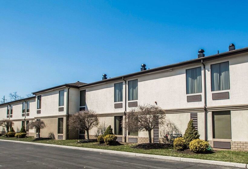 호텔 Quality Inn & Suites Nj State Capital Area