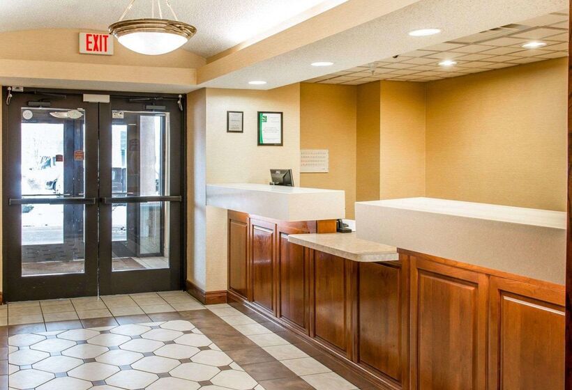 호텔 Quality Inn & Suites Niles