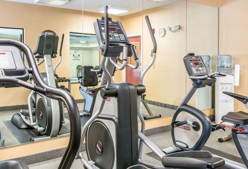 호텔 Quality Inn & Suites Niles