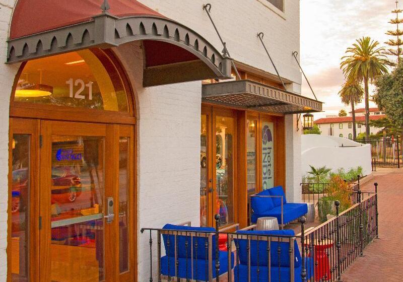 בית מלון כפרי Riviera Beach House