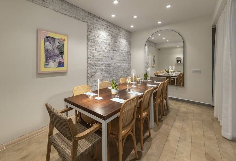 בית מלון כפרי Riviera Beach House