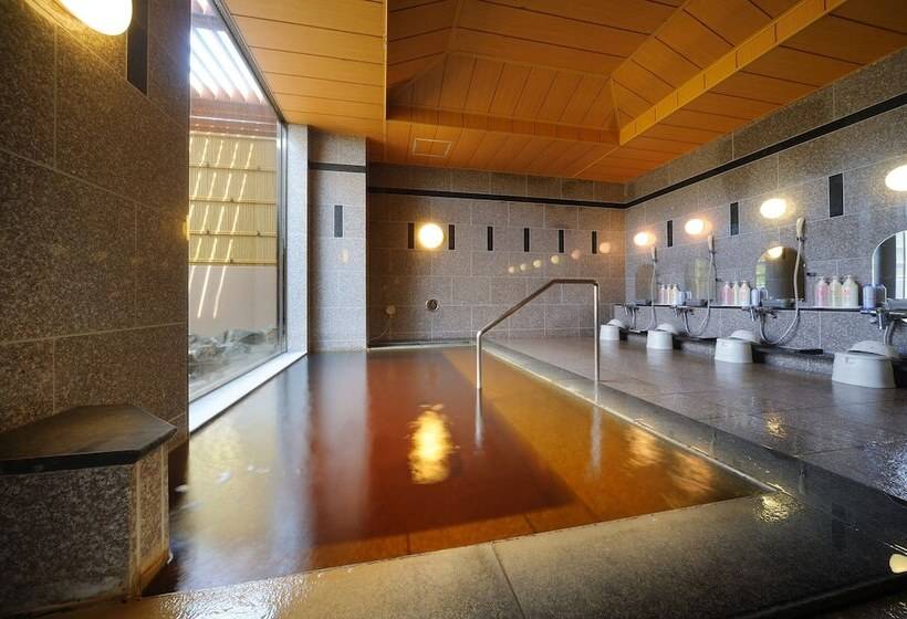 Отель Route Inn Grantia Shiretoko Shari Ekimae