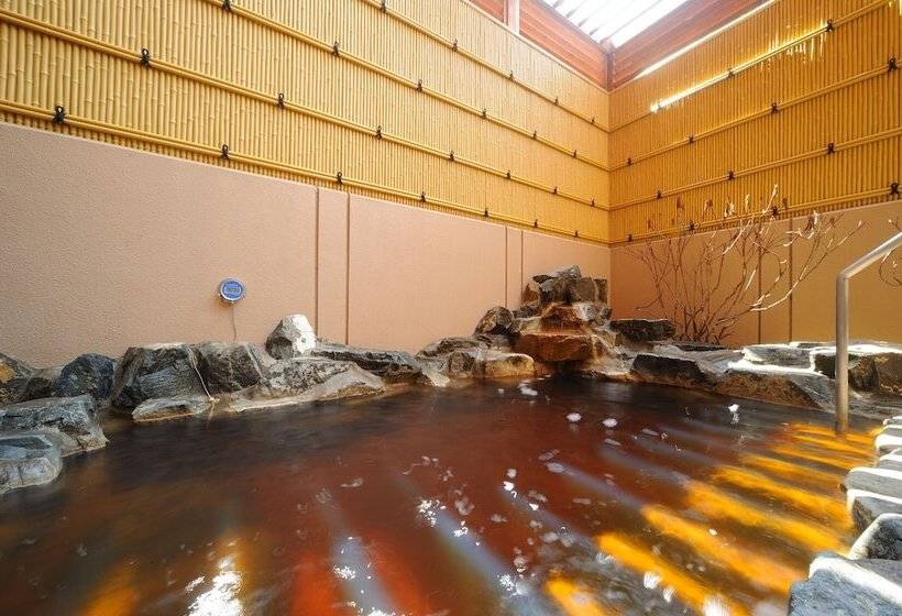 Отель Route Inn Grantia Shiretoko Shari Ekimae