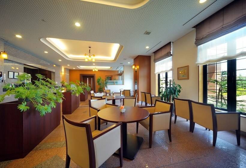 Отель Route Inn Grantia Shiretoko Shari Ekimae