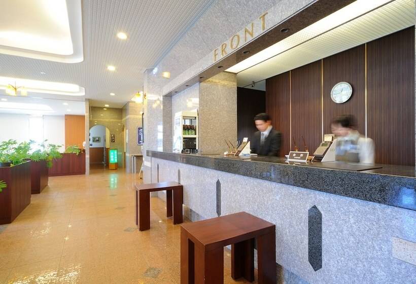 Отель Route Inn Grantia Shiretoko Shari Ekimae